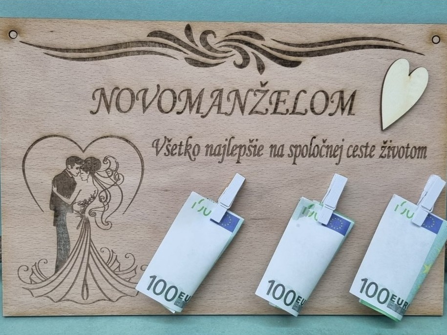 Drevená tabuľka Novomanželom srdce