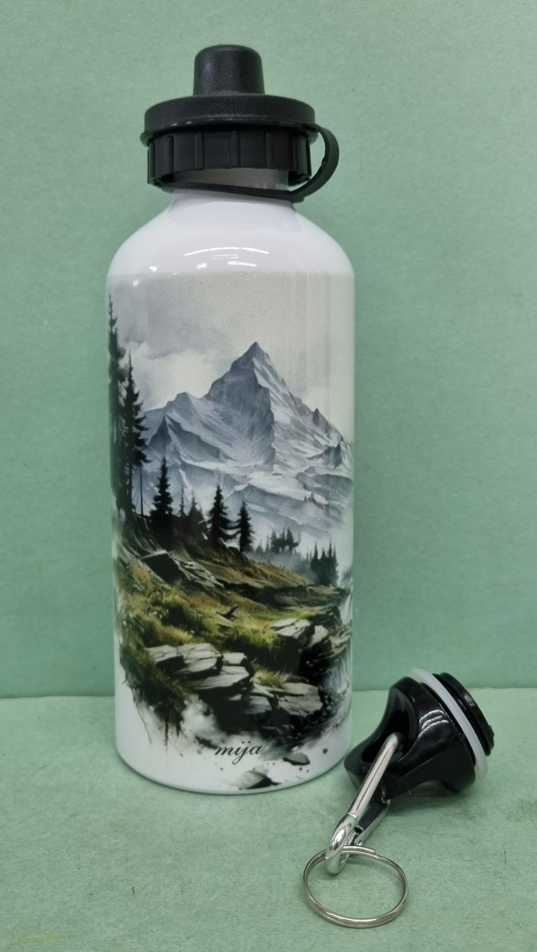 Turistická fľaša s motívom  Hory 600ml