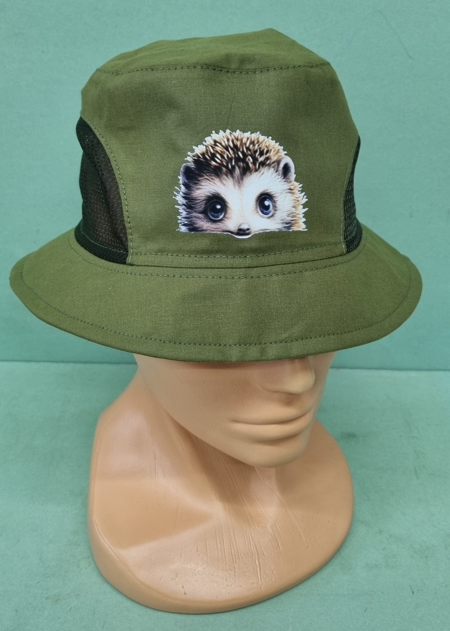 Detský letný klobúk s motívom Ježko
