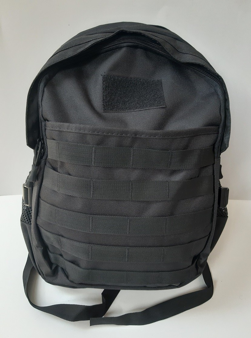 Ruksak čierny s USB 20L