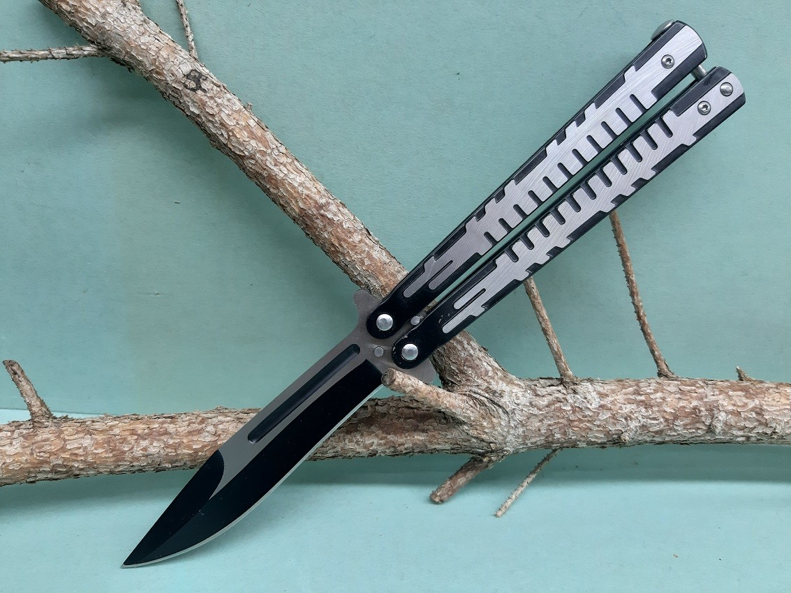 Nôž motýlik strieborno-čierny 23,5/10cm
