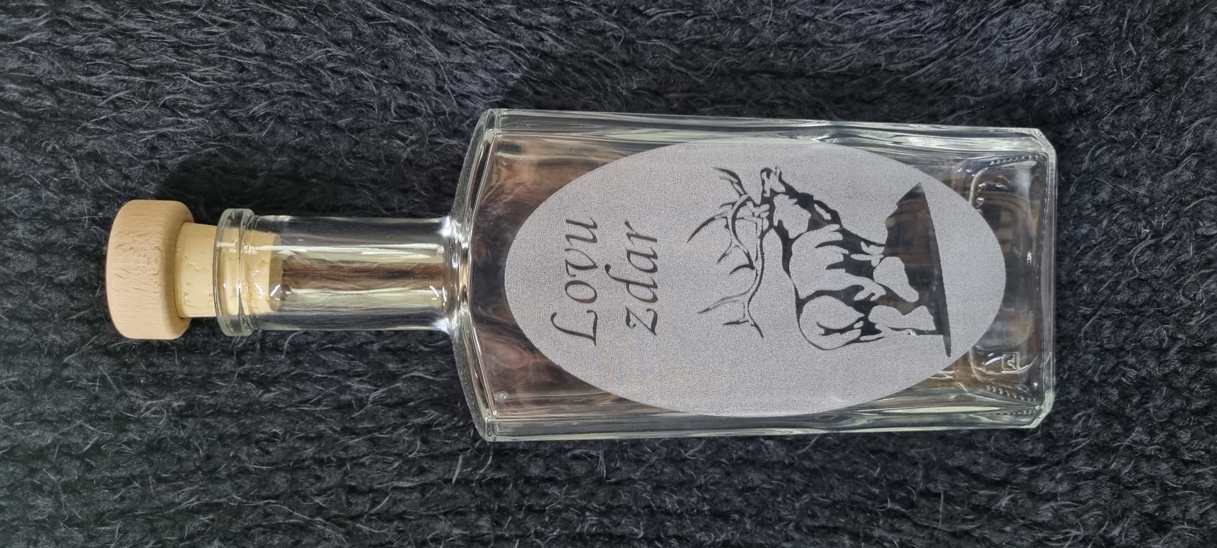 Darčeková fľaša s motívom Jeleň 1000 ml